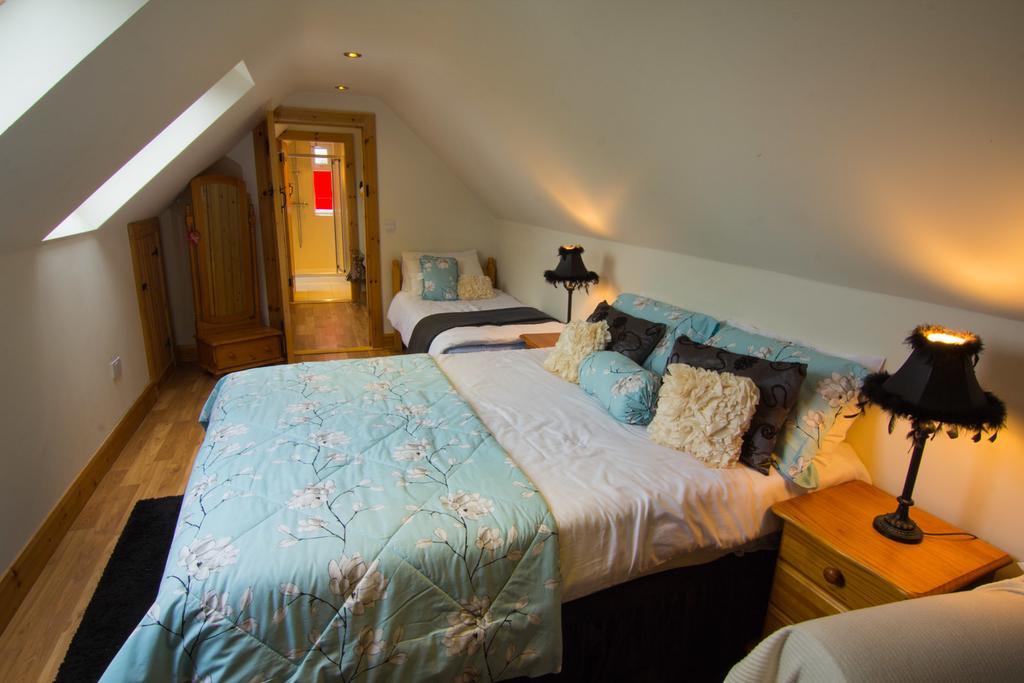 كلير جالاوي The Thatched Cottage B&B الغرفة الصورة
